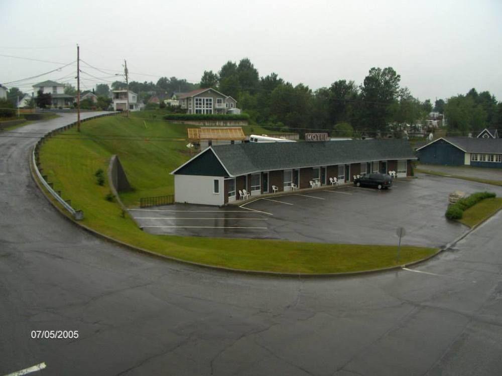Motel Royal Cabano Экстерьер фото